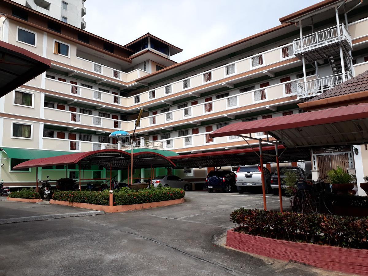 Baan Aranya Apartamento Chiang Mai Exterior foto