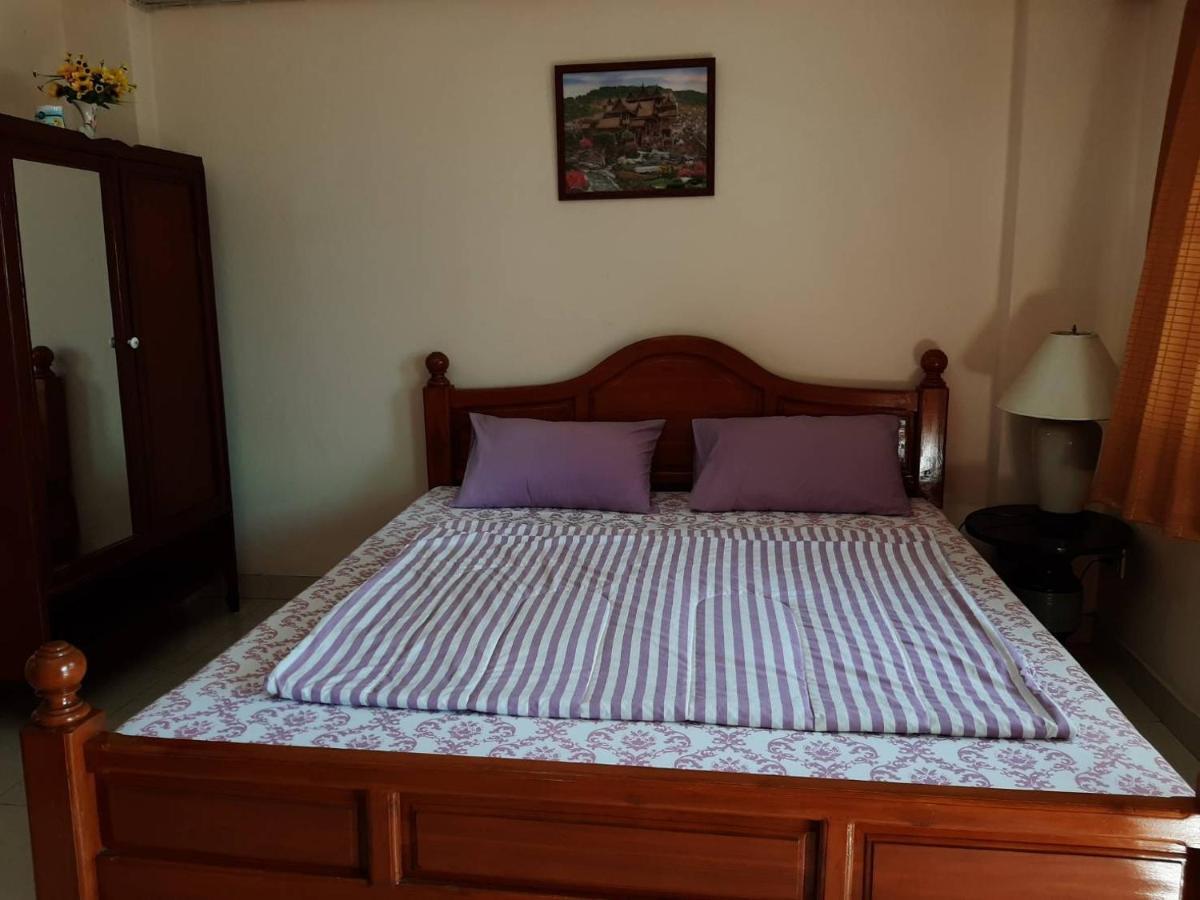 Baan Aranya Apartamento Chiang Mai Exterior foto